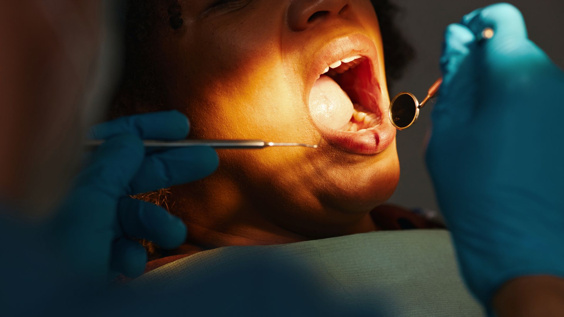 Kosten implantaten en kronen aftrekbaar.jpg